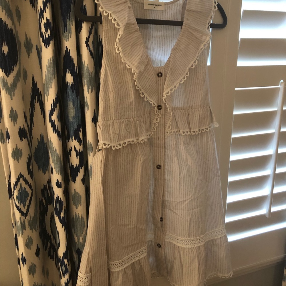 Beautiful, new without tags, summer dress